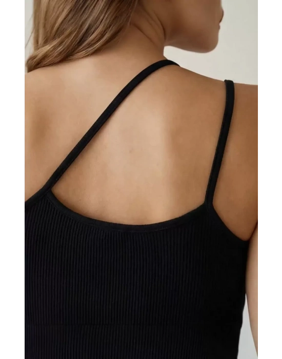 Kadın Siyah Tek Omuzlu Çapraz Askılı Crop Top Büstiyer – Modern ve Şık Tasarım