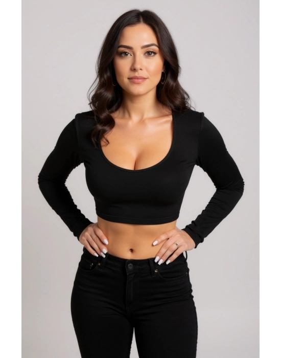 Kadın Siyah Uzun Kol Kare Yaka Crop Top Bluz – Şık, Rahat ve Kolay Kombinlenebilir