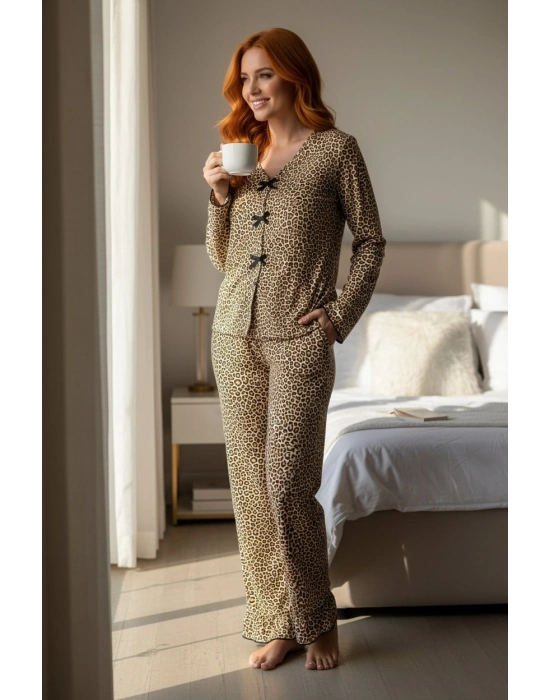 Kadın Uzun Kollu Leopar Desenli Fiyonklu Ev Giyim Pijama Takımı