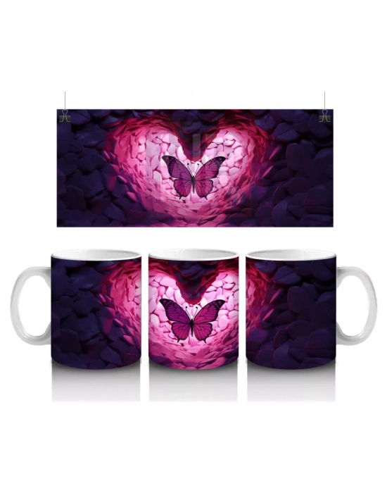 Kalp Şeklinde Işıltılı Taşlar Arasında Kelebek – Baskılı Kahve Kupası