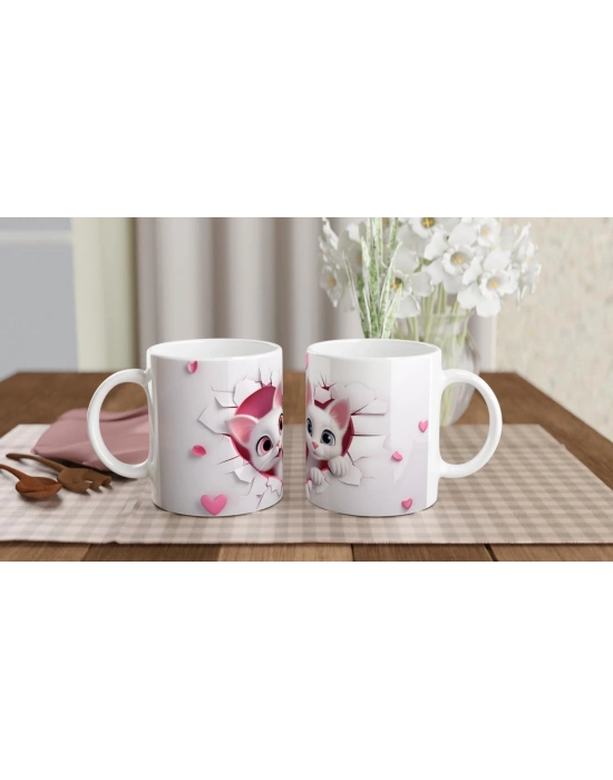 Kalp Şeklindeki Çatlak Duvarın Ardından Bakan Tatlı Kediler Temalı Baskılı Kupa Bardak