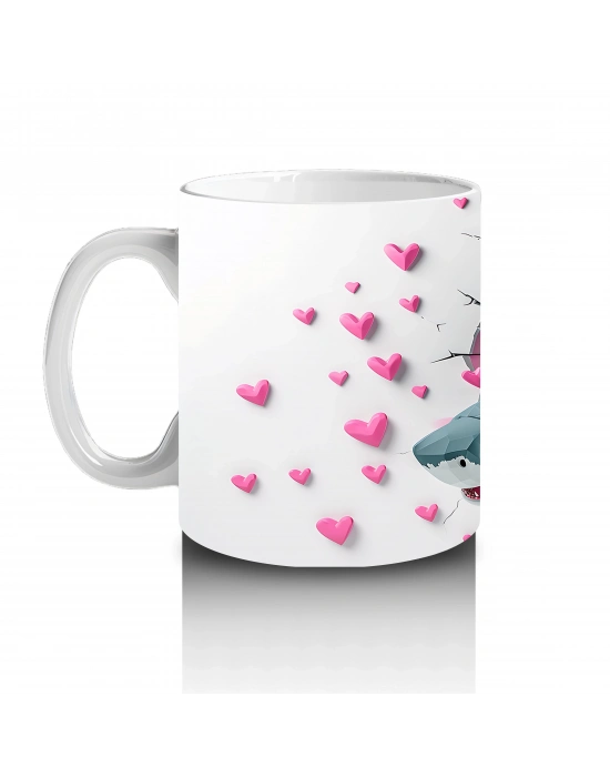 Kalplerle Süslenmiş Duvar Arasında Mavi Köpekbalığı - Baskılı kahve kupası