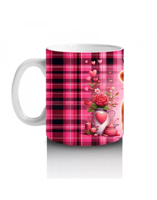 Kalplerle Süslenmiş Kareli Fon Önünde Tatlı Buzağı – Baskılı Kahve Kupası