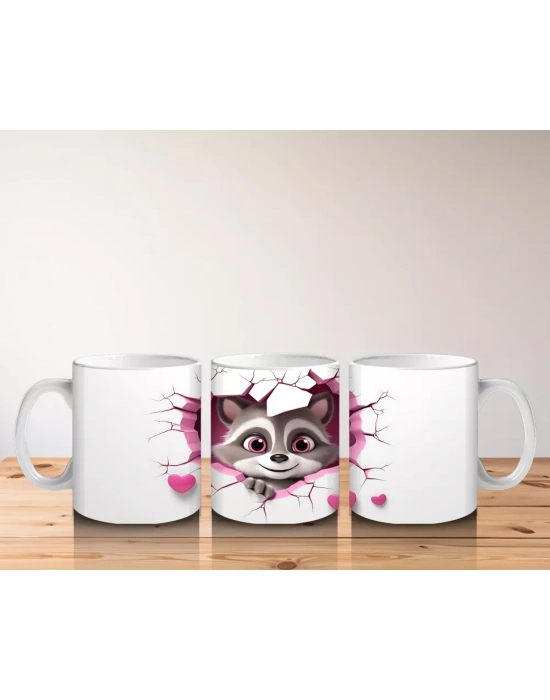 Kalpli Çatlaklı Duvar Önünde Sevimli Rakun – Baskılı Kahve Kupası