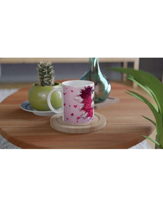 Kalpli Duvar Arasından Bakan Alpaka Temalı Baskılı Kupa Bardak