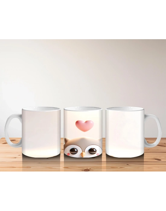 Kalpli Fon Üzerinde Sevimli Kulakları Düşük Köpek Yavrusu - Baskılı kahve kupası