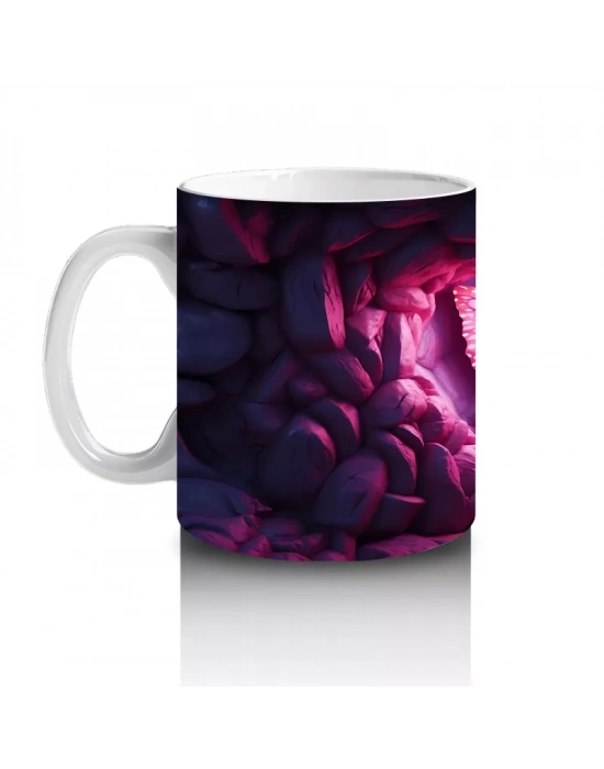 Kalpli Siyah Taşlar Üzerinde Pembe Kelebek – Baskılı Kahve Kupası