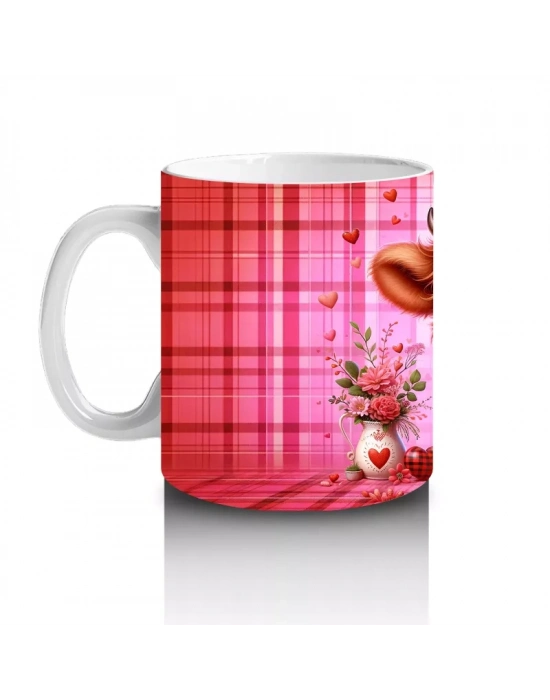 Kareli Arka Planda Çiçek Tutan Sevimli Buzağı – Baskılı Kahve Kupası