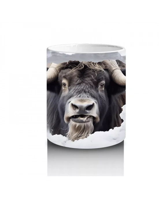 Karlı Dağların Önünde Yaban Öküzü – Baskılı Kahve Kupası