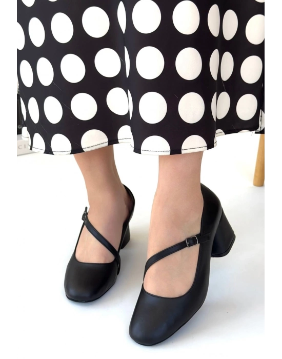 Kier Siyah Cilt Topuklu Ayakkabı