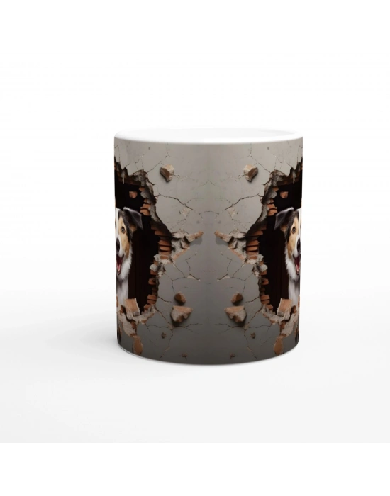 Kırık Duvar Arkasından Bakan Neşeli Köpek Kupa Bardak