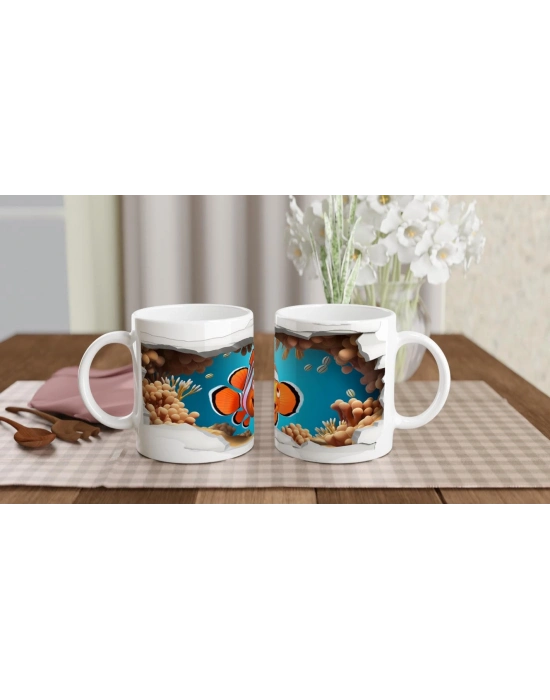 Kırık Duvarın Ardında Gülümseyen Palyaço Balığı Baskılı Kupa Bardak