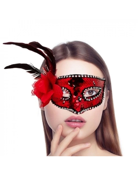 Kırmızı Yandan Tüylü Güllü Taşlı Pullu Maske