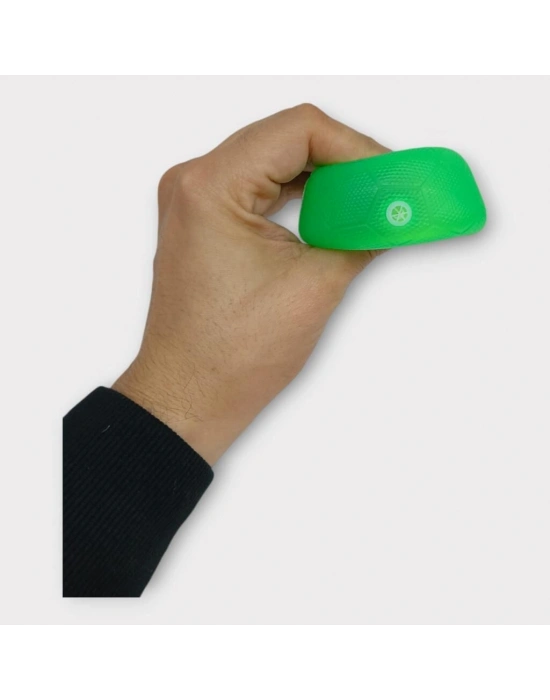 Köpek Oyuncağı - Plastik Düdüklü Top - Yeşil