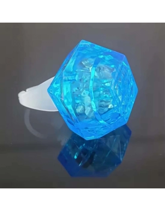 Kristal Tasarımlı Led Işıklı Mavi Yüzük
