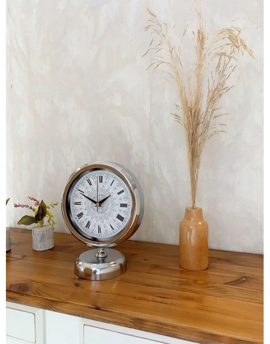® Krom Metal Çini Desen Roma Rakamlı Masa Saati