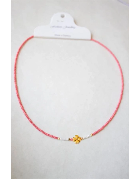 Kum Boncuklu Yonca Kolye - Nar Çiçeği