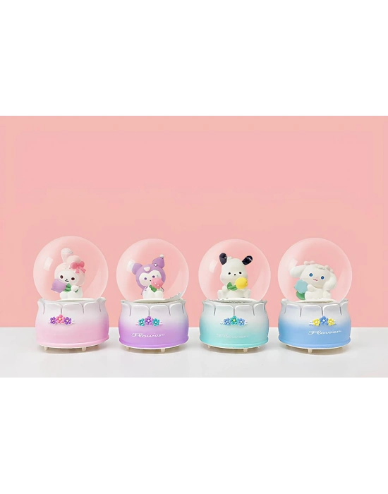 Kuromi Işıklı Kar Küresi 9 Cm