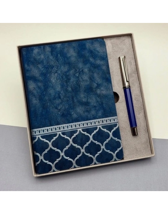 Kutulu Desenli Deri Defter Ve Metal Roller Kalem Set