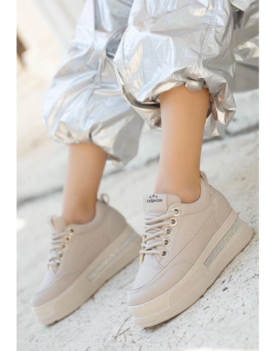 Lulu Bej Cilt Bağcıklı Spor Ayakkabı