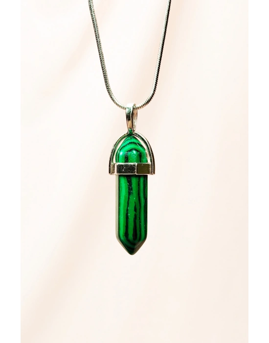 Malahit Doğal Taşı Zincirli El Yapımı Tasarımlı Kolye Uç: 3,5 cm Zincir: 20 cm Kutulu