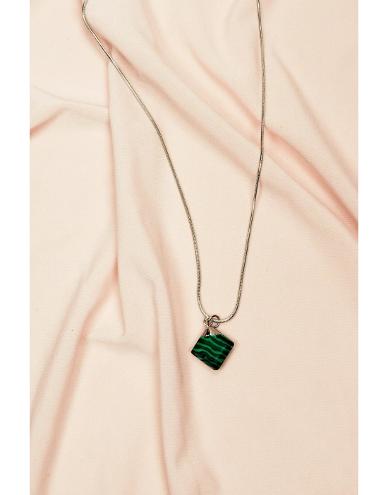 Malakit Doğal Taşı Zincirli El Yapımı Kolye Uç: 1,5 cm Zincir: 20 cm Kutulu