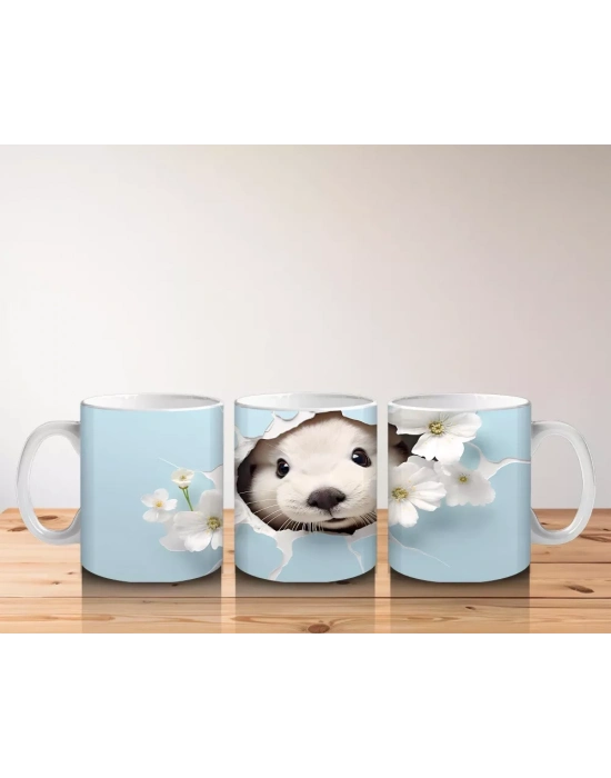 Mavi Arka Planda Çiçekler İçinde Sevimli Su Samuru – Baskılı Kahve Kupası