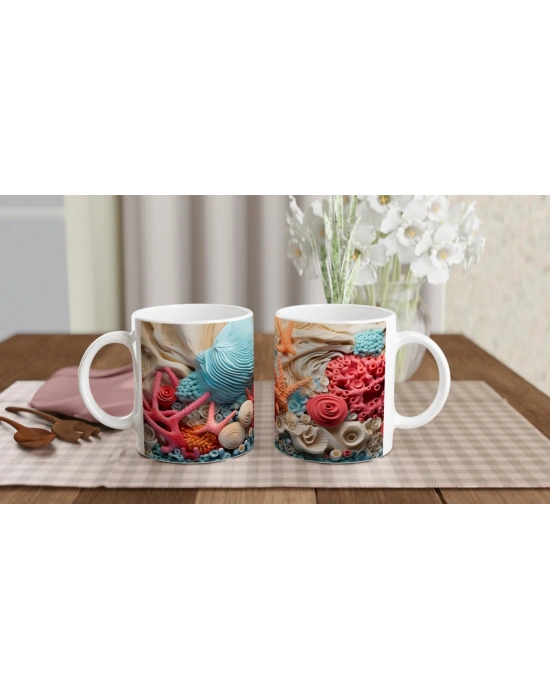 Mavi Dalgalar Arasında Kupa Bardak