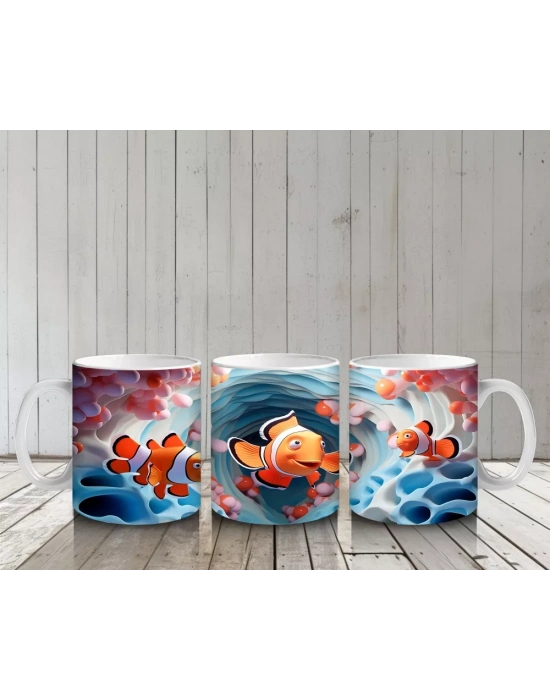 Mavi Dalgalar Arasında Palyaço Balığı Ailesi – Baskılı Kahve Kupası