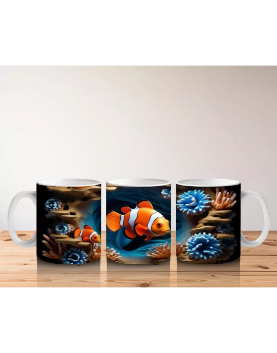 Mercan Resifinde Yüzen Neşeli Palyaço Balığı – Baskılı Kahve Kupası