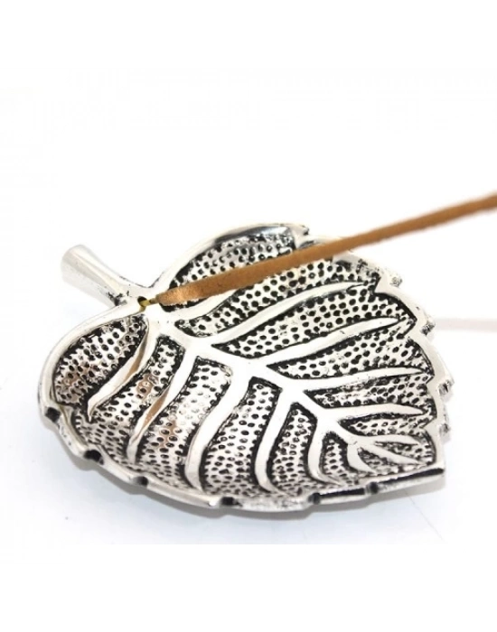 Metal Yaprak Tasarımlı Tütsülük Model 2