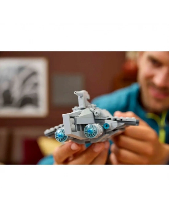 ® 75404    - Acclamator Sınıfı Hücum Gemisi 450 Parça +18 Yaş