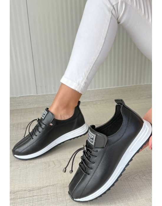 Monya Siyah Cilt Bağcıklı Spor Ayakkabı