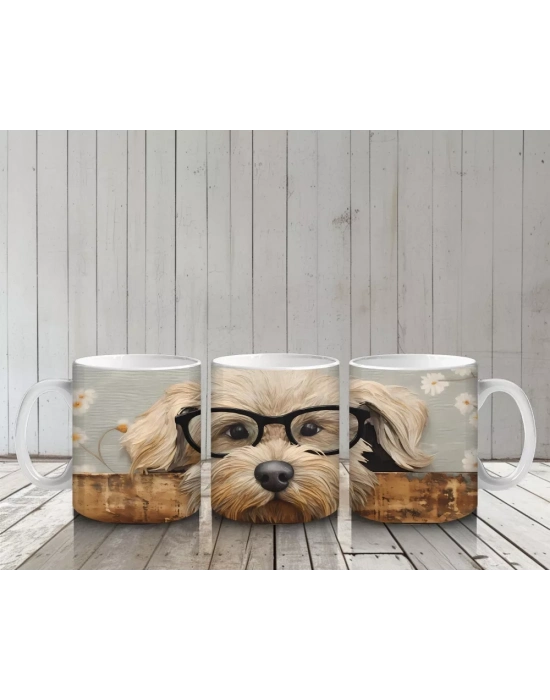 Odun Üzerinde Gözlük Takmış Tatlı Köpek – Baskılı Kahve Kupası