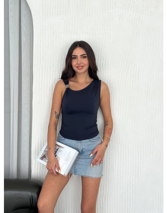 Osy Modal Yumuşak Dokulu Kumaş Bisiklet Yaka   Sıfır Kol Bluz Omuz Toka Aksesuar Detaylı - Lacivert