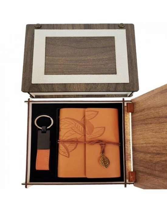 Özel Ahşap Kutulu Taba Deri Defter ve Anahtarlık Set