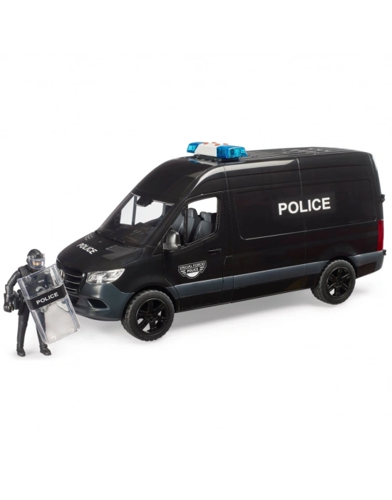 Özel Harekat Aracı ve Polis