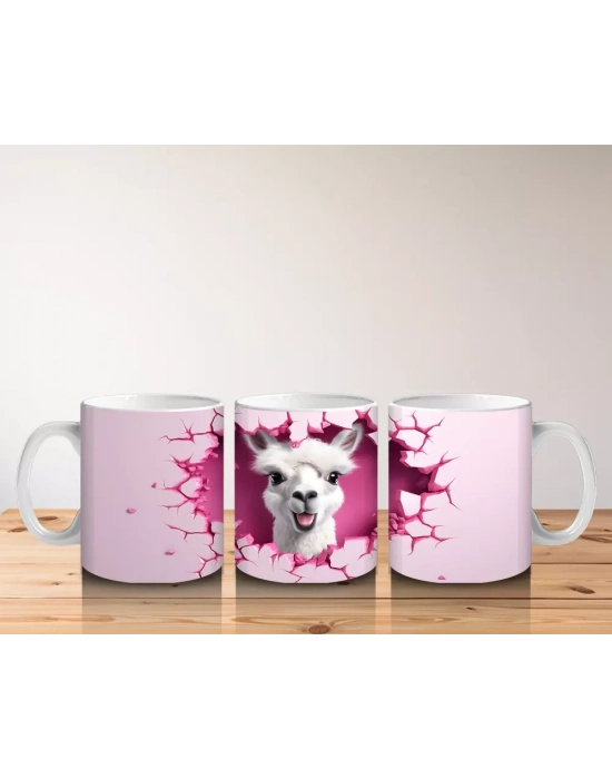 Pembe Arka Planlı Çatlak Zeminden Bakan Sevimli Lama - Baskılı kahve kupası