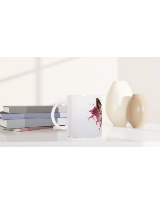 Pembe Çatlak Duvardan Bakan Alman Kurdu Temalı Baskılı Kupa Bardak