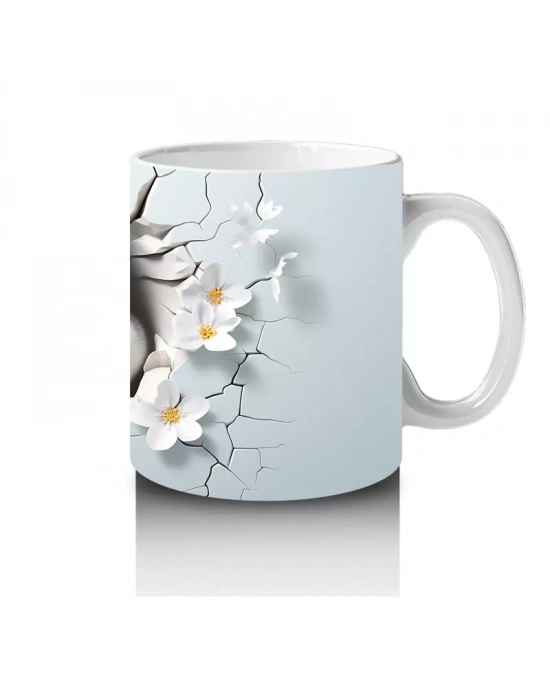 Pembe Çiçekler Arasında Gülümseyen Penguen – Baskılı Kahve Kupası