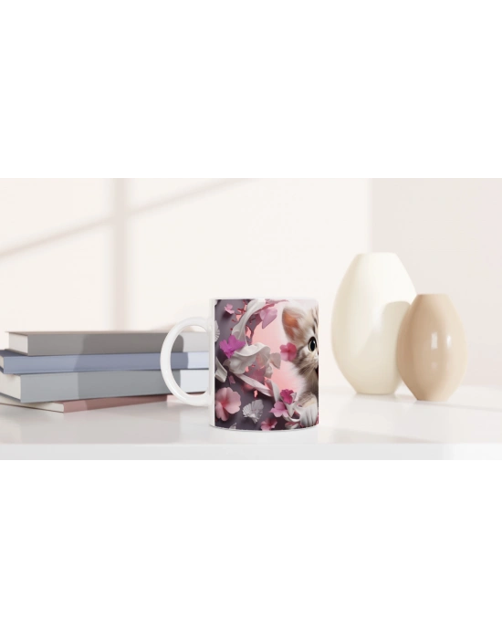 Pembe Çiçekler Arasında Neşeyle Bakan Yavru Kedi Baskılı Kupa Bardak