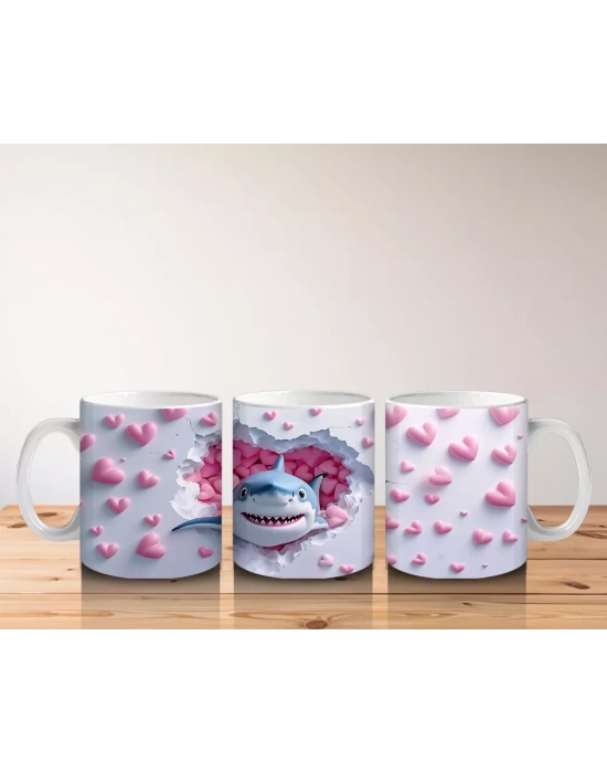 Pembe Kalpler Arasında Bakan Sevimli Köpek Balığı – Baskılı Kahve Kupası
