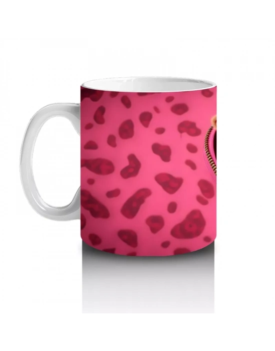 Pembe Kalpli Fon Üzerinde Kırmızı Boğa Maskotu – Baskılı Kahve Kupası