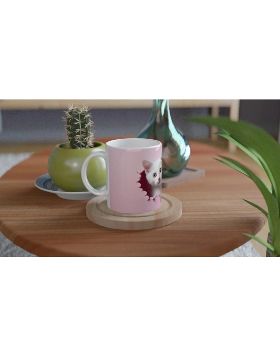 Pembe Zeminden Bakan Gerçekçi Yavru Kediler Temalı Baskılı Kupa Bardak