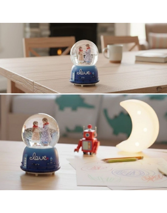 ® Pilli Işıklı Müzikli Kar Küresi–El Ele Sevgili Figürlü Eğlenceli Masaüstü Biblo, LED Aydınlatmalı Dekoratif Hediyelik Kar Küresi