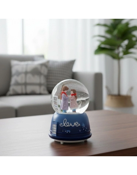 ® Pilli Işıklı Müzikli Kar Küresi–El Ele Sevgili Figürlü Eğlenceli Masaüstü Biblo, LED Aydınlatmalı Dekoratif Hediyelik Kar Küresi