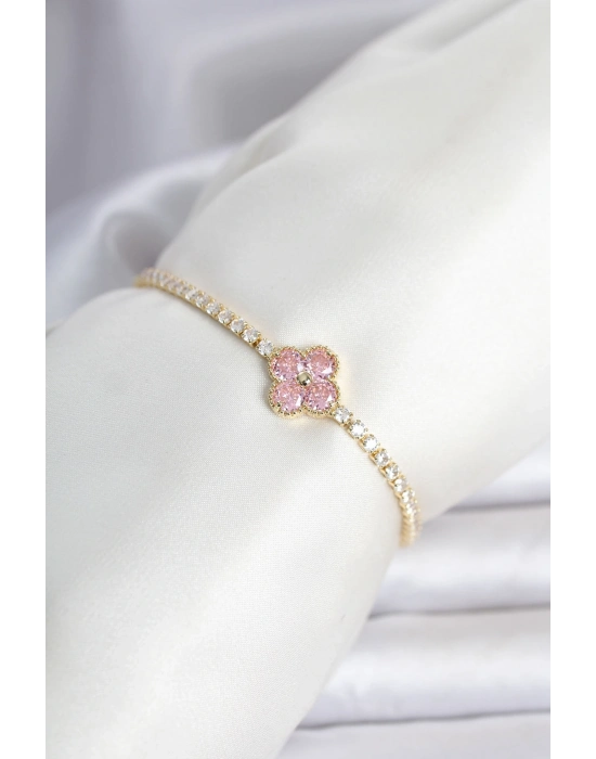 Pirinç Gold Renk Pembe Zirkon Taşlı Yonca Model Su Yolu Kadın Bileklik
