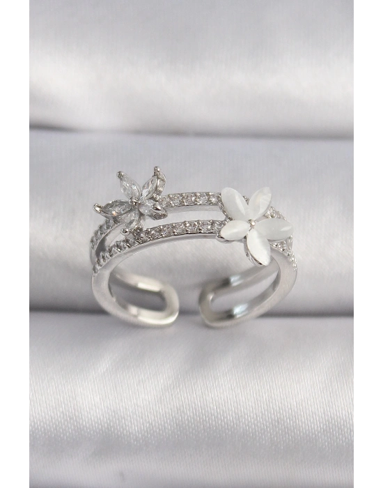 ® Pirinç Gümüş Renk Zirkon Taşlı Çiçek Model VIP Seri Kadın Yüzük