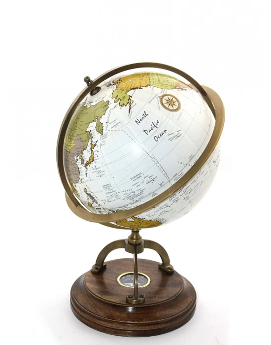 Pirinç Pusulalı Dünya Küre