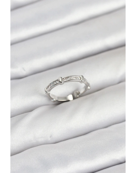 Pirinç Gümüş Renk Kemik Model Zirkon Taşlı Kadın Yüzük